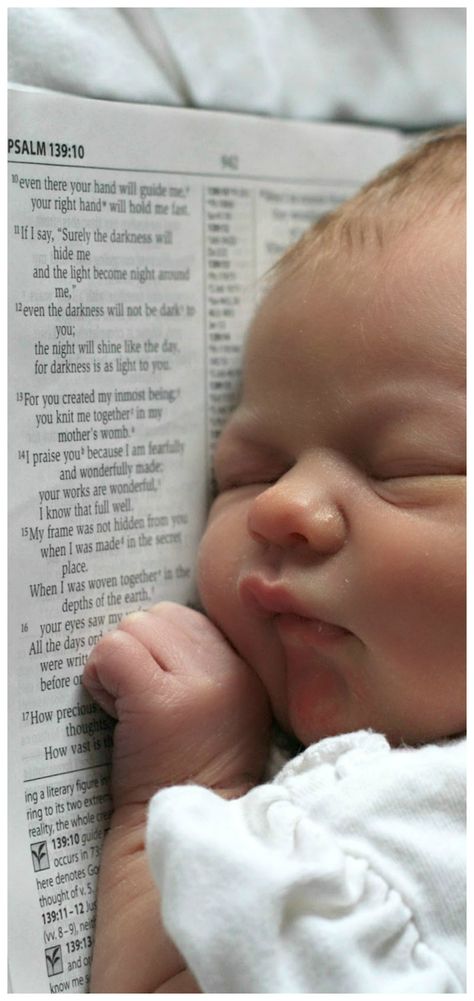 Bible Newborn Pictures, Bible Maternity Pictures, Newborn Bible Photography, Baby Feet Photography Newborn Shoot, Godly Photoshoot, Future Kids Goals, Precious Aesthetic, Christian Newborn Photography, Christian Newborn Photos