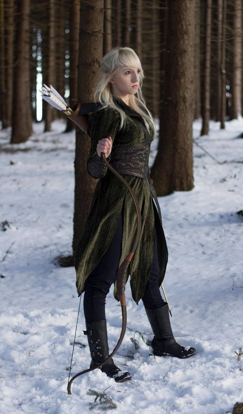 Silvan Elves, Costume Viking, Elven Dress, Elf Cosplay, Steam Girl, Elf Clothes, Larp Costume, Elf Costume, Bow And Arrow