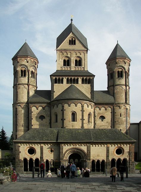 Maria Laach Abbey, Cathedral Facade, Norman Architecture, Romanesque Art, German Architecture, Byzantine Architecture, Romanesque Architecture, Roman Architecture, Church Architecture