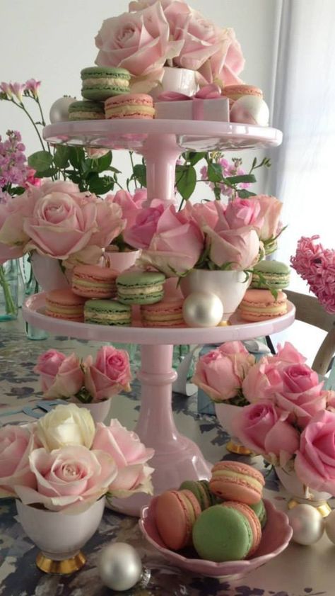 Pretty Cake Stands, Vintage Tea Parties, Tea Party Table, Bridal Tea Party, High Tea Party, Baby Shower Tea, Tea Party Theme, Tea Party Food, Balloon Ideas