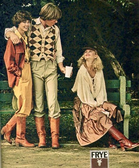 Vintage Seventeen Magazine, Seventeen Magazine Fashion, Old Boots, 70’s Fashion, Seventeen Magazine, Frye Boots, Seventeen, 1970s, Magazine