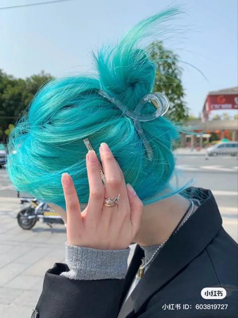 Light Teal Hair, Aqua Blue Hair, Teal Hair Color, Best Haircuts For Women, Light Blue Hair, Aqua Hair, Teal Hair, Turquoise Hair, Best Haircuts