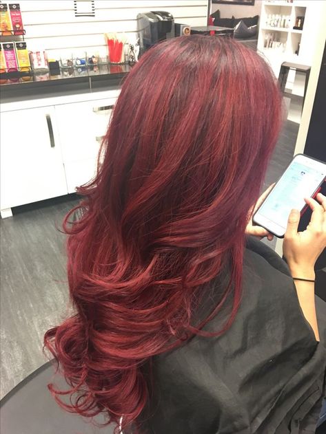 Red Brunette, Cherry Red Hair, Red Hair Inspo, Wine Hair, Dyed Red Hair, Hair Business, Dark Red Hair, Swag Makeup, Hair Extentions