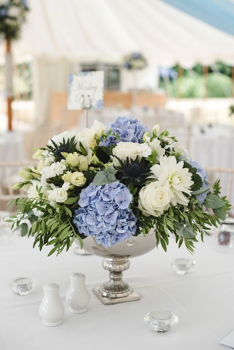 Blue Flower Centerpieces, Blue Hydrangea Centerpieces, Hydrangea Centerpiece Wedding, Blue Flower Arrangements, White Flower Arrangements, Hydrangea Centerpiece, Blue And White Flowers, Hydrangea Arrangements, Hydrangeas Wedding