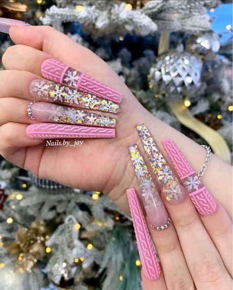 Nail Suggestions, Luminous Nails, Winter Nails Acrylic, Long Acrylic Nails Coffin, Acrylic Nails Coffin Pink, Nails Makeup, Long Square Acrylic Nails, Instagram Christmas, Uñas Acrilicas