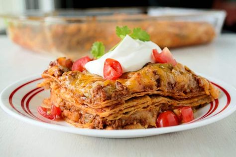 Beef Flautas, Slow Cooker Ravioli, Casserole Kitchen, Slow Cooker Black Beans, Chorizo And Potato, Vegan Slow Cooker, Veggie Burrito, Queso Cheddar, Enchilada Casserole