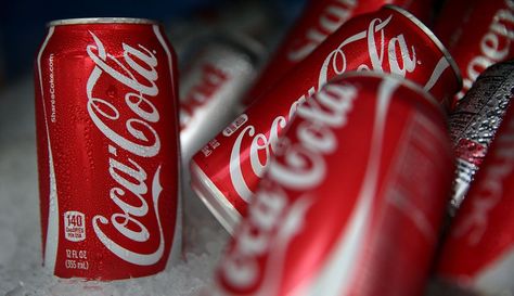 Coca-Cola CEO Wants to Sell More Coke to Save Coke - Fortune Coca Cola Factory, Cherry Coke Can, High Calorie Meals, Coke Cans, Sugary Drinks, Dr Pepper, What Happened To You, Health Motivation, Down South