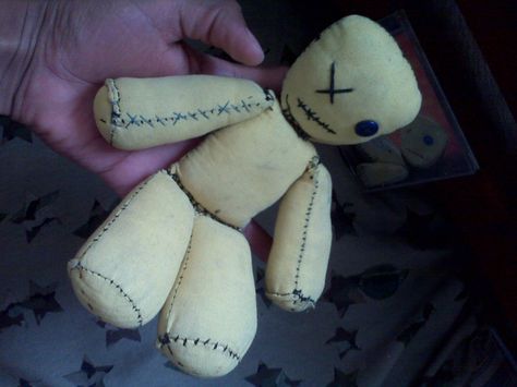 KoRn Voodoo Doll Korn Voodoo Doll, Korn Doll, 2000s Anime, Anime Inspiration, 19 Days Characters, Sewing Things, Voodoo Doll, Painting Inspo, Voodoo Dolls