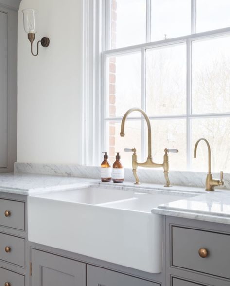 Barn Sink, Heritage Kitchen, Butler Sink Kitchen, Countryside View, Farmers Sink, Humphrey Munson, Farmhouse Sink Faucet, Butler Sink, Kitchen Refresh