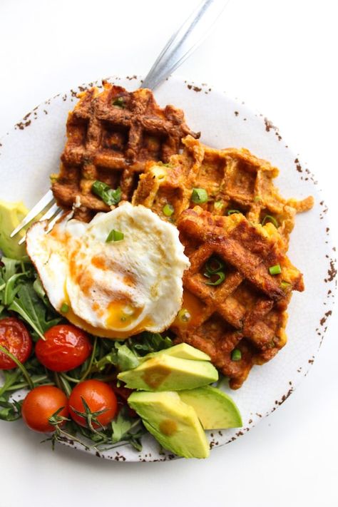 Potato Waffles, Sweet Potato Waffles, Paleo Breakfast, Low Fodmap, Whole 30 Recipes, Clean Eating Recipes, Paleo Recipes, Real Food Recipes, Breakfast Brunch