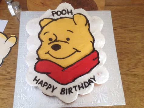 Pull apart cupcake cake.  Winnie the Pooh Winnie The Pooh Pull Apart Cupcakes, Winnie The Pooh Cupcake Cake, Pull Apart Cupcake, Pull Aparts, Pooh Cake, Pull Apart Cupcake Cake, Shaped Cakes, Pull Apart Cake, Winnie The Pooh Cake