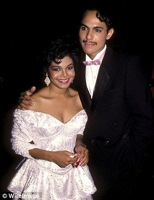 Janet Jackson and Rene Elizondo, Jr. married in 1991 Jennifer Esposito, Jo Jackson, Longest Marriage, Nicky Hilton, Engagement Celebration, Colin Farrell, Jackson Family, Lisa Marie Presley, Nicolas Cage