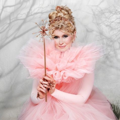 Fairy Godmother Costume, Most Popular Halloween Costumes, Martha Stewart Halloween, Iconic Halloween Costumes, Popular Halloween Costumes, Billy B, Pumpkin Halloween Costume, Loose Updo, Halloween Wishes