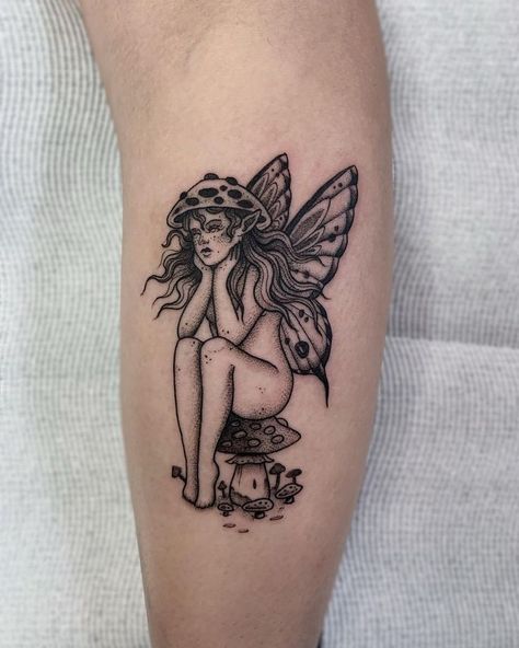 Fairy Tattoo Designs, Mushroom Tattoos, Witch Tattoo, Theme Tattoo, Getting A Tattoo, Spooky Tattoos, Mushroom Fairy, Tattoo Style Drawings, Fairy Tattoo