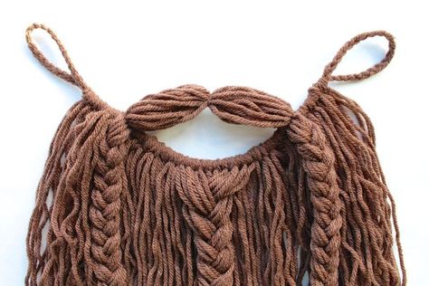 Dwarven Yarn Beard : 16 Steps (with Pictures) Dwarven Beard, Halloween Costumes Single, Beard Pictures, Yarn Beard, Crochet Beard, Gnome Costume, Viking Party, I Love Beards, Viking Costume