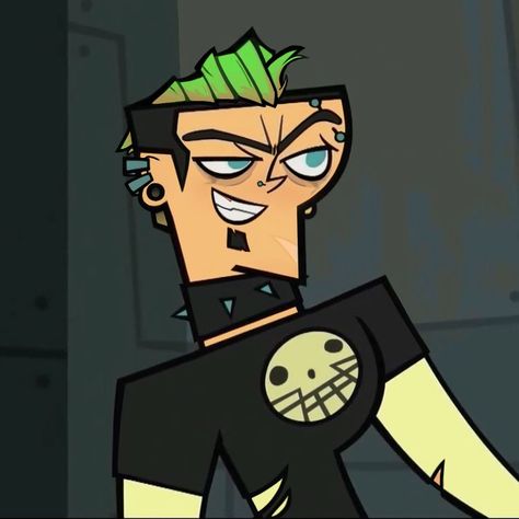 Black Green Aesthetic, Green Aesthetic Pfp, Duncan Total Drama, Stunning Nails, Aesthetic Pfp, Total Drama, Emo Boys, Natural Look, Green Aesthetic