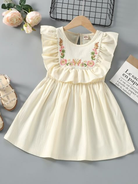 Vestidos Country, Baby Dress Embroidery, Baby Dress Diy, Kids Dress Collection, Toddler Dresses, Kids Garments, Baby Dress Patterns, Ruffle Trim Dress