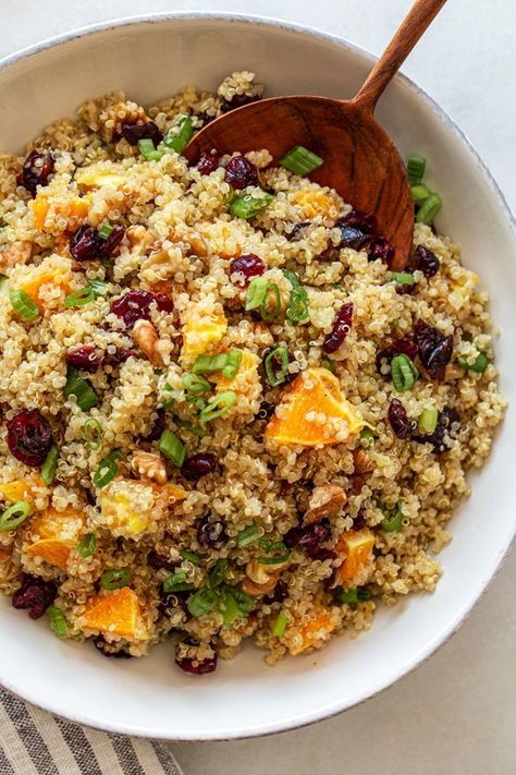 Orange Quinoa Salad, Cranberry Quinoa, Orange Salad Recipes, Cranberry Quinoa Salad, Gluten Free Sides Dishes, Orange Cranberry, Cranberry Salad, Citrus Salad, Quinoa Salad Recipes