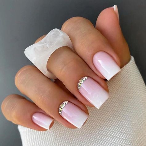 Nails With Bling Rhinestones, Nails With Bling, Rhinestones Designs, Press On Nails Square, Ombre Gel Nails, Pink Tip Nails, Bling Rhinestones, Super Cute Nails, Nails Design With Rhinestones