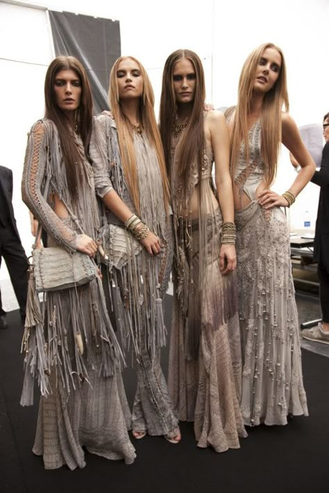 Boho Festival Fashion, Mode Inspo, Formal Style, Roberto Cavalli, Fashion Killa, Fashion Addict, Festival Fashion, Boho Outfits, Runway Fashion