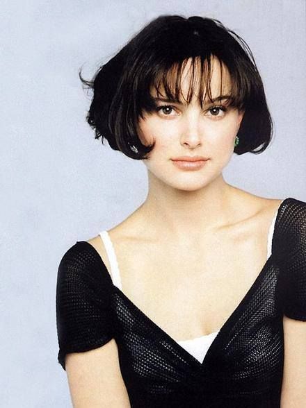 Natalie Portman Short Hair, Mathilda Lando, Thora Birch, Pale Women, Stacy Martin, French Bob, Charlotte Gainsbourg, Short Bob Haircuts, British Actresses