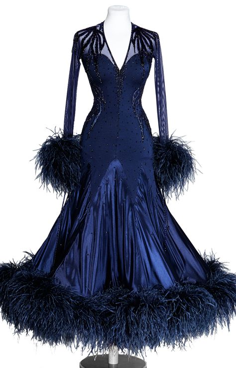 Ballroom Dress Inspiration, Dancing Ballroom, Standard Dance Dress, Ballroom Standard Dress, Ballroom Competition Dress, Ballroom Fashion, Dancesport Dresses, Dance Competition Dress, Ballroom Competition