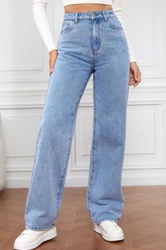 Trendy Outfits Jeans, Moda Jeans, Casual Preppy Outfits, Wide Trousers, Casual Day Outfits, Outfit Jeans, Trendy Outfit, Long Jeans, Saree Dress