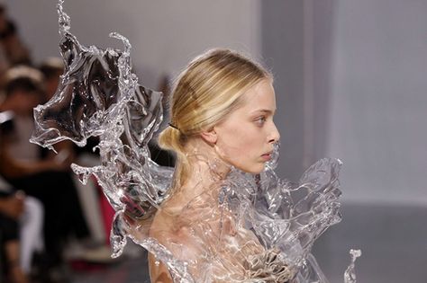 iris van herpen haute couture autumn 2012  - Water Dress Tanya Dziahileva, Summer Runway, United Nude, Iris Van Herpen, Viktor Rolf, Christopher Kane, Plastic Wrap, John Galliano, Issey Miyake