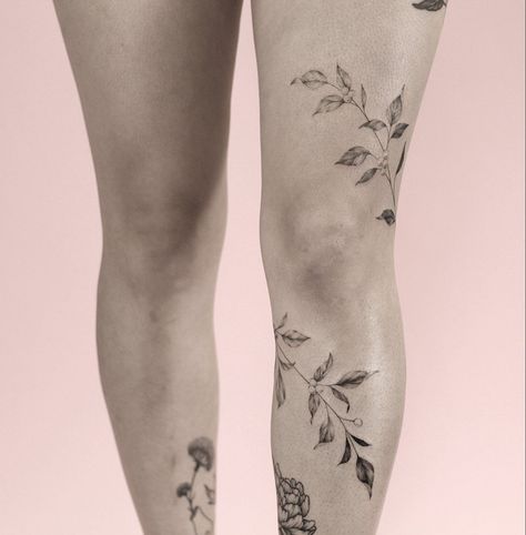 Tough Female Tattoos, Leaf Knee Tattoos Women, Flower Wrap Leg Tattoo, Leg Leaf Wrap Tattoo, Leg Plant Tattoos Women, Knee Wrap Tattoos Women, Leaf Vine Wrap Around Tattoo Leg, Floral Knee Wrap Tattoo, Wrap Around Knee Tattoo Women