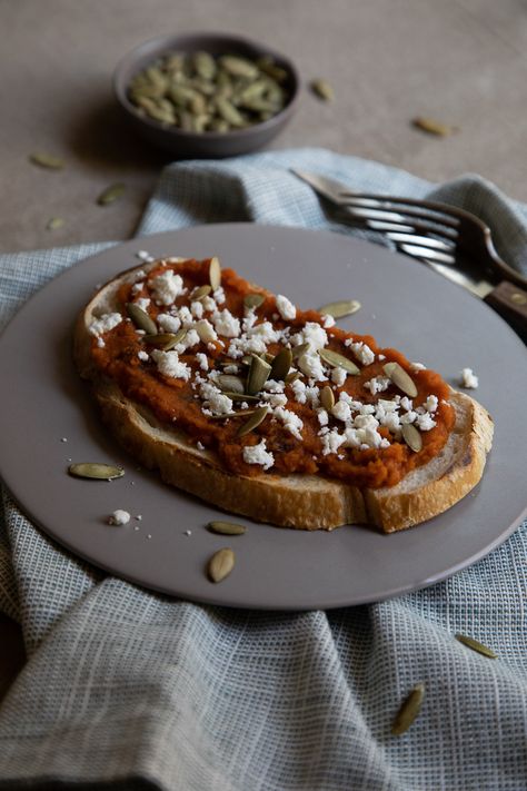 Fall Breakfast Ideas.Easy Pumpkin Toast for Fall. Use up leftover pumpkin puree or break into a new jar or can for scrumptious pumpkin toast that everyone will love. This savory pumpkin recipe is delicious or make a sweet pumpkin toast for fun!! #lmrecipes #pumpkin #fall #october #halloween Pumpkin Toast, Leftover Pumpkin Puree, Sweet Pumpkin Recipes, Savory Pumpkin, Thanksgiving Leftover Recipes, Frozen Pumpkin, Recipe For Breakfast, Savory Pumpkin Recipes, Pumpkin Dishes