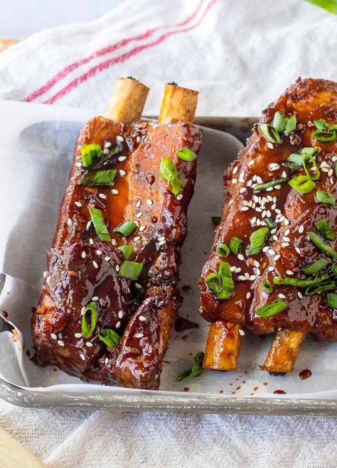 Shake up your dinner routine with my slow cooker Asian spare ribs recipe! These ribs are slowly cooked to perfection, absorbing a blend of aromatic spices and sauces for a mouthwatering result. It's an easy, set-it-and-forget-it meal that's sure to be a crowd-pleaser, offering a tantalizing taste of Asian-inspired flavor. Asian Spare Ribs Recipe, Ribs Recipe Slow Cooker, Chinese Slow Cooker Recipes, Spare Ribs Slow Cooker, Slow Cooker Chinese, Chinese Spare Ribs, Spare Ribs Recipe, Slow Cooker Ribs Recipe, Slow Cooker Pork Tenderloin