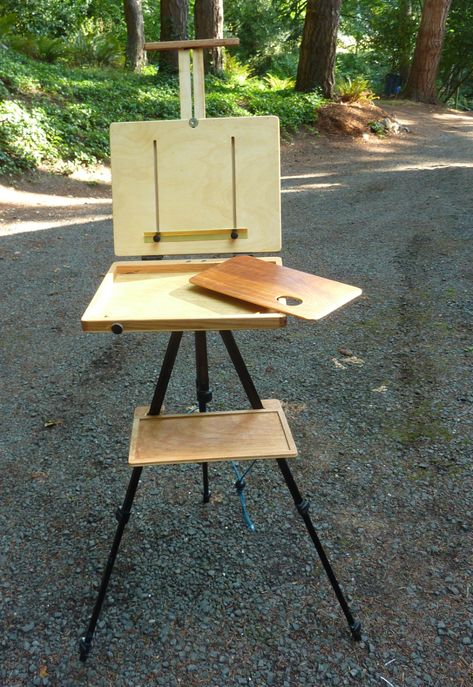 Pochade Box Diy, Diy Pochade, Travel Easel, Easel Ideas, Plein Air Easel, Diy Easel, World Art Day, Homemade Canvas, Pochade Box