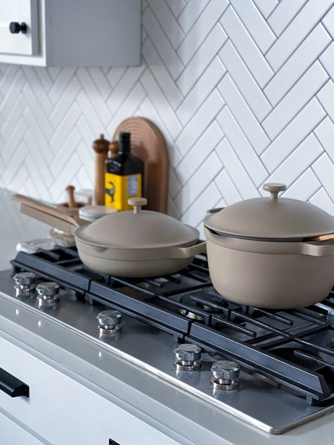 Neutral Kitchen - Neutral Cookware Luxury Pots And Pans, Farmhouse Pots And Pans, Pan Sets Cooking, Nice Pots And Pans, Pot Sets Cooking, White Pots And Pans Set, Cooking Pots Aesthetic, Neutral Pots And Pans, Kitchen Cookware Set