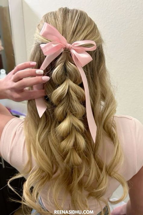 Explore 29 braided Valentine hairstyles, from sweet and simple to glam and bold. Perfect for any vibe, these styles are a must-try! #SweetToGlamHair #ValentineBraids #BraidedHairstyles #VDayHairGoals Cheer Hairstyles, School Hair Styles, Bow Hairstyles, Κούρεμα Bob, Preppy Hairstyles, Girly Hairstyles, Hairstyle Examples, Cute Hair Ideas, Hair For School