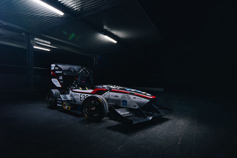 Formula Student Team breaks world record with an electric racing car - http://www.bmwblog.com/2016/06/28/formula-student-team-breaks-world-record-electric-racing-car/ Formula Student, Student Car, Eth Zurich, Kart Racing, Formula E, 100 Km, World Record, Car Images, Racing Car