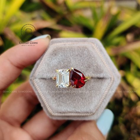 "❤  Welcome To GemioGems  ❤ 3TCW Colorless & Red Garnet Toi Et Moi Engagement Ring,14kt Gold Toi Et Moi Ring, Two Stone Engagement Ring, Promise Ring, Anniversary Ring ✢ Handmade Item Shop ✢ Diamond: Moissanite / Stimulated / Lab Stone ✢ Material: 14K Solid Gold / 10K Solid Gold / 925 Sterling Silver (Nickle Free) / 950 platinum / 18K Solid gold ✢ Can Be Personalized Item ✢ If you have any questions, share with me anytime. ✢ We gladly accept custom orders too. ✦ Stone Details:   ◈ Shape:  Emerald Diamond ◈ Weight: 1.75 CT ( Approx. )   ◈ Diamond: Moissanite / Stimulated ◈ Color: Colorless ◈ Clarity: VS / VVS1 ◈ Luster: Excellent ◈ Make: High Quality ◈ Mohs Scale : Moissanite 9.25 ◈ Refractive Index : 2.65 (Moissanite) ✦ Color Stone Details:   ◈ Shape:  Pear Diamond ◈ Weight: 1.25 CT ( Appr Engagement Rings With Garnet, Double Gem Wedding Ring, Two Large Stone Engagement Ring, Gold Ring With Ruby Stone, Engagement Ring With Red Stone, Diamond And Garnet Ring, Toi Et Moi Ruby And Diamond, Garnet And Diamond Engagement Ring, Garnet Diamond Ring