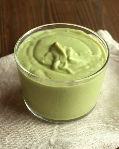 What To Eat Tonight, Avocado Yogurt, Avocado Health Benefits, Avocado Cream, Avocado Sauce, Candida Diet, Nutrition Bars, Yogurt Sauce, Vegetable Side Dishes