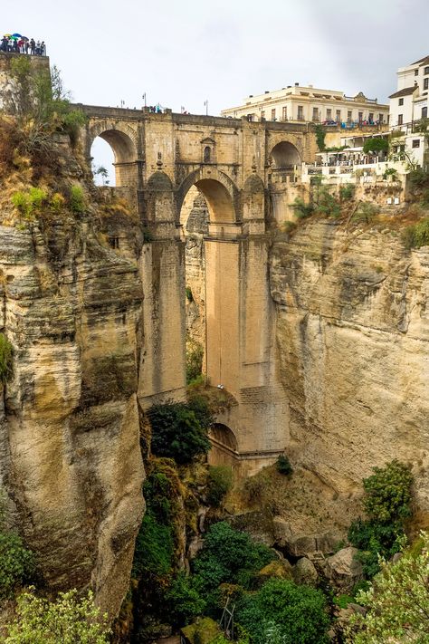 Ronda Bridge, Ronda Spain, Malaga Spain, Spain And Portugal, Beautiful Places In The World, Most Beautiful Places, Malaga, Milan, Beautiful Places