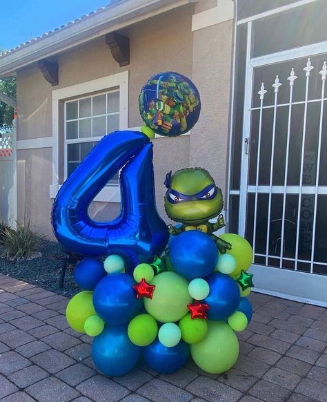 Ninja Turtle Balloon Bouquet, Teenage Mutant Ninja Turtle Balloon Arch, Ninja Turtle Balloon Ideas, Ninja Turtles First Birthday, Ninja Turtle Party Decor, Ninja Turtle Pool Party, Ninja Turtle 4th Birthday Party, Ninja Turtles Birthday Party Ideas Girl, Ninja Turtle Balloon Garland