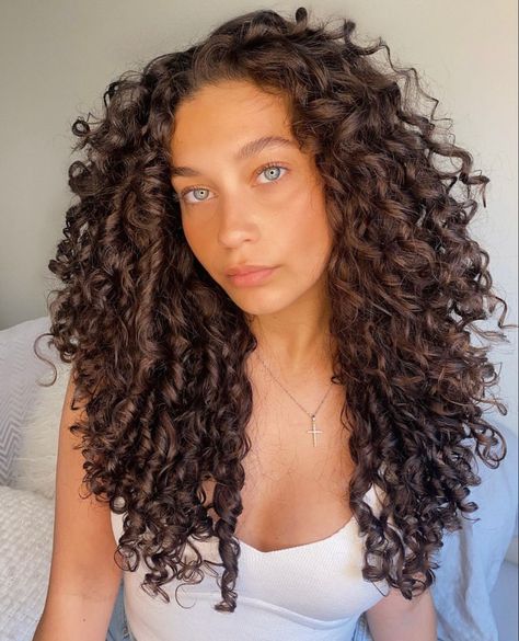 Finger Coiling, Jayme Jo, Long Layered Curly Hair, Layered Curly Haircuts, Curly Cut, Natural Curly Hair Cuts, Black Curls, Layered Curly Hair, Curly Haircuts