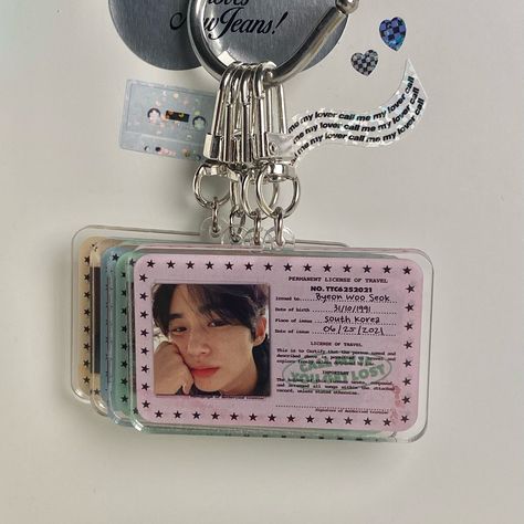 [PO] byeon woo seok id keychain ೃ࿐ — $7.60 sgd — 4 colours — abt 6.5cm big preorder period: 7 june-14 june preorder on byeonsarkives.com or DM me. #byeonwooseok #kpop #kpopmerch #fanmadekpop #lovelyrunner #ryusunjae #wooseok #kdrama Selling Booth Ideas, Id Keychain, Concert Freebies Kpop Ideas, Kpop Concert Freebies, Anik Anik, Kpop Freebies, Kpop Keychain, Kpop Store, Byeon Woo Seok