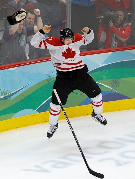 . Team Canada Hockey, Canada Hockey, Hockey Pictures, Patrick Kane, Jonathan Toews, Pittsburgh Penguins Hockey, Winter Olympic Games, Sidney Crosby, Penguins Hockey