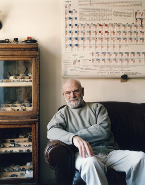 Oliver Sacks, M.D. - Academy of Achievement Oliver Sacks Books, Oliver Sacks, Brain And Nervous System, Life In New York, Environmental Portraits, Fantasy Authors, Nursing Homes, Book Cafe, Soyut Sanat Tabloları