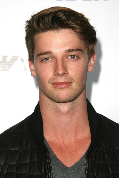 Alfa Man, Alex Roe, Patrick Schwarzenegger, Maria Shriver, Nice Face, Theatre Actor, New Boyfriend, Midnight Sun, Dark Photography