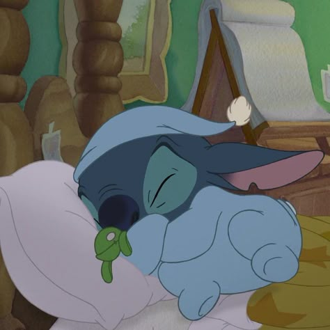 Stitch Sleeping Wallpaper, Stitch Wallpaper Widget, Sleeping Cute Cartoon, Stitch Icons Aesthetic, Disney Characters Sleeping, Stitch Profile Picture, Stitch Widget, Stitch Disney Wallpapers, Sleeping Character