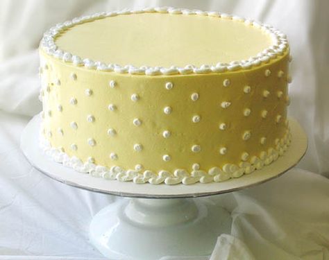 Swiss dot cake Decorated Food, Dot Cakes, Dot Cake, Poka Dot, Purple Cakes, Special Cakes, Cake Stuff, Decorating Cakes, Pretty Birthday Cakes