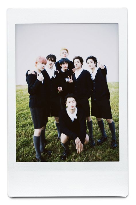 Enhypen Polaroid Wallpaper, Enhypen Polaroid Pics, Enhypen Birthday Date, Enhypen Polaroid, Polaroid Love, Basic Photo Editing, Boyfriend Wallpaper, Beautiful Scenery Pictures, Pop Posters