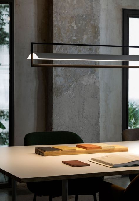 vibia-the-edit-rethinking-work-spaces-kontur-1 Office Pendant Lighting, Vibia Lighting, Office Ceiling, Office Light, Office Lamp, Contemporary Light Fixtures, Interior Design Guide, Working Remotely, Lighting Plan