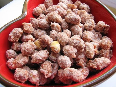 So cool! Make your own Beer Nuts -- looks really easy, I'm going to try. Just boil a few ingredients together, then spread out on a sheet to bake, so simple! Beer Nuts Recipe, Salty Snack Recipes, Beer Nuts, Nut Recipes, Candied Nuts, Salty Snacks, Snack Mix, Sweet And Salty, Candy Recipes