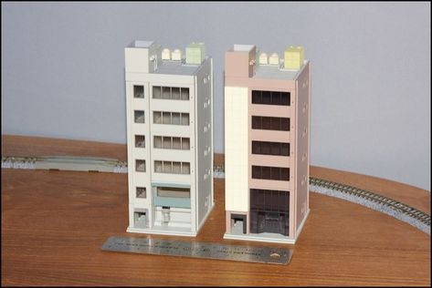 Japanese Signs, Loft Apartment Ideas, Bloxburg City Ideas, Science Project Models, Buildings Reference, N Scale Buildings, Lego Microscale, Bloxburg City, Building References